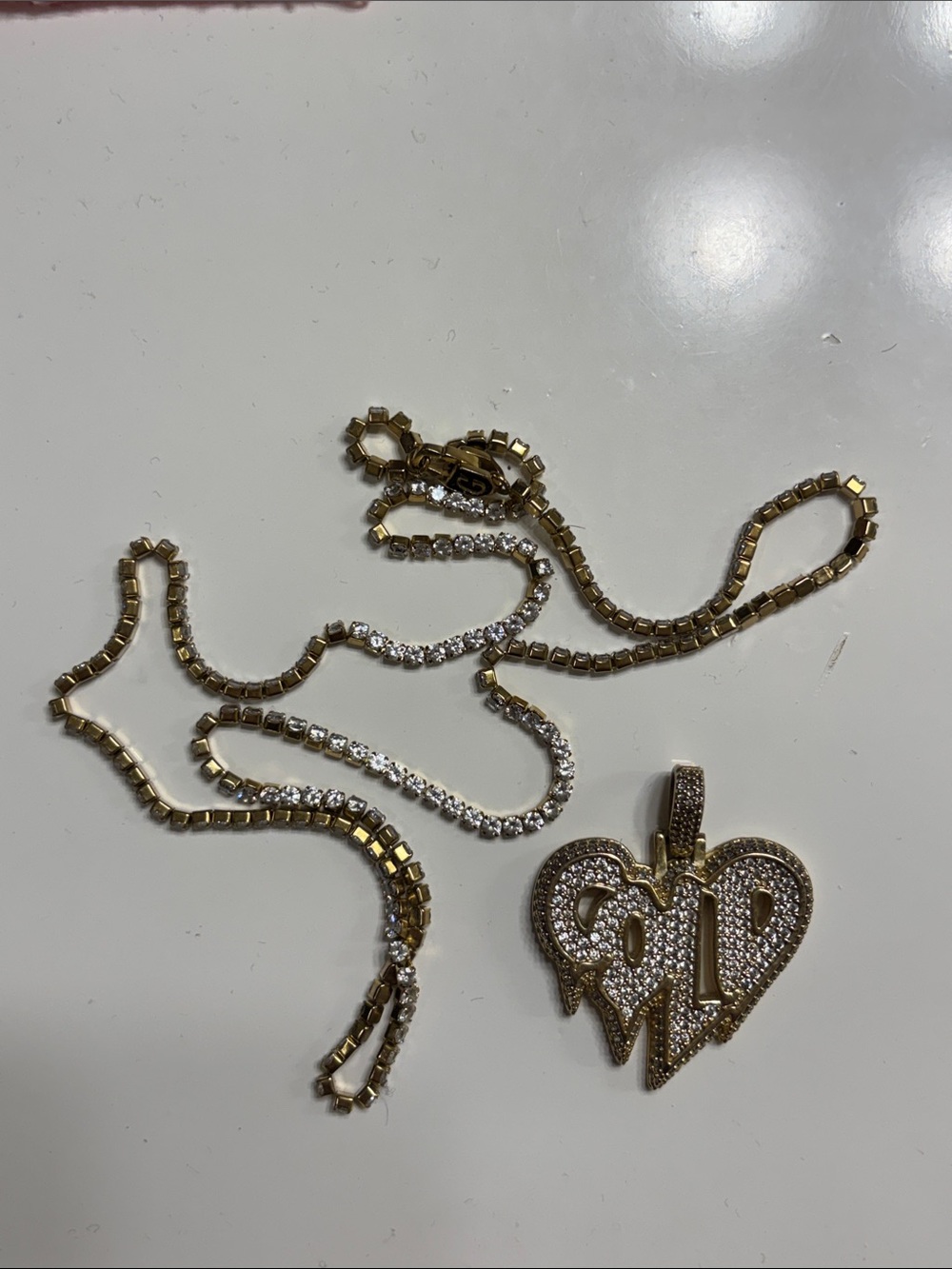 GLD Jewelry 18K Gold Necklace and Pendant